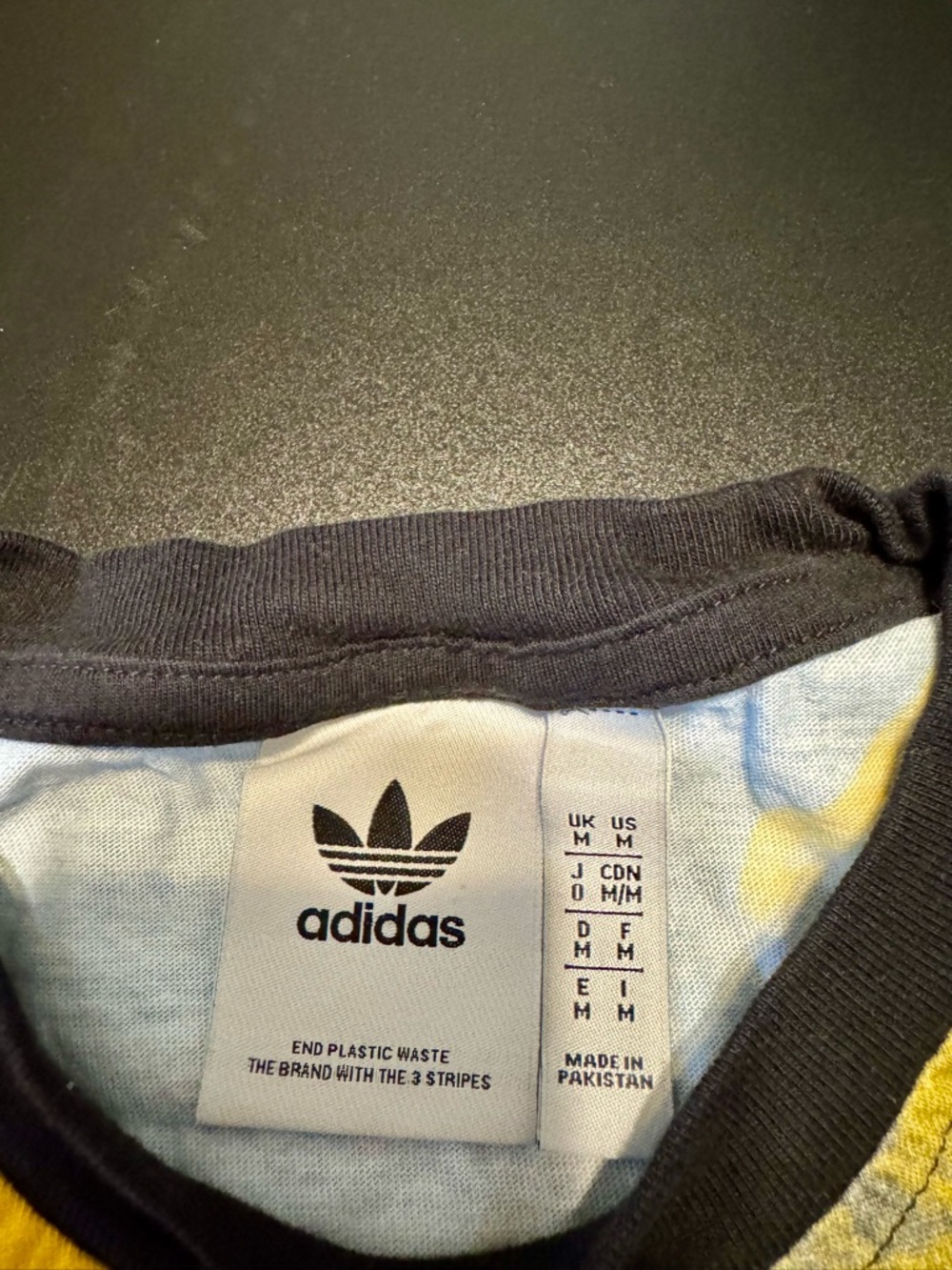Adidas Originals Camo Graphic Tee Mens M Yellow Blue Trefoil Shirt - Picture 3 of 7
